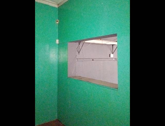 149M² BUILDING FOR SALE IN UITENHAGE CENTRAL